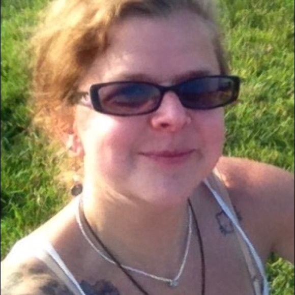 Meet your Posher, Beverly - Picture 5 of 8